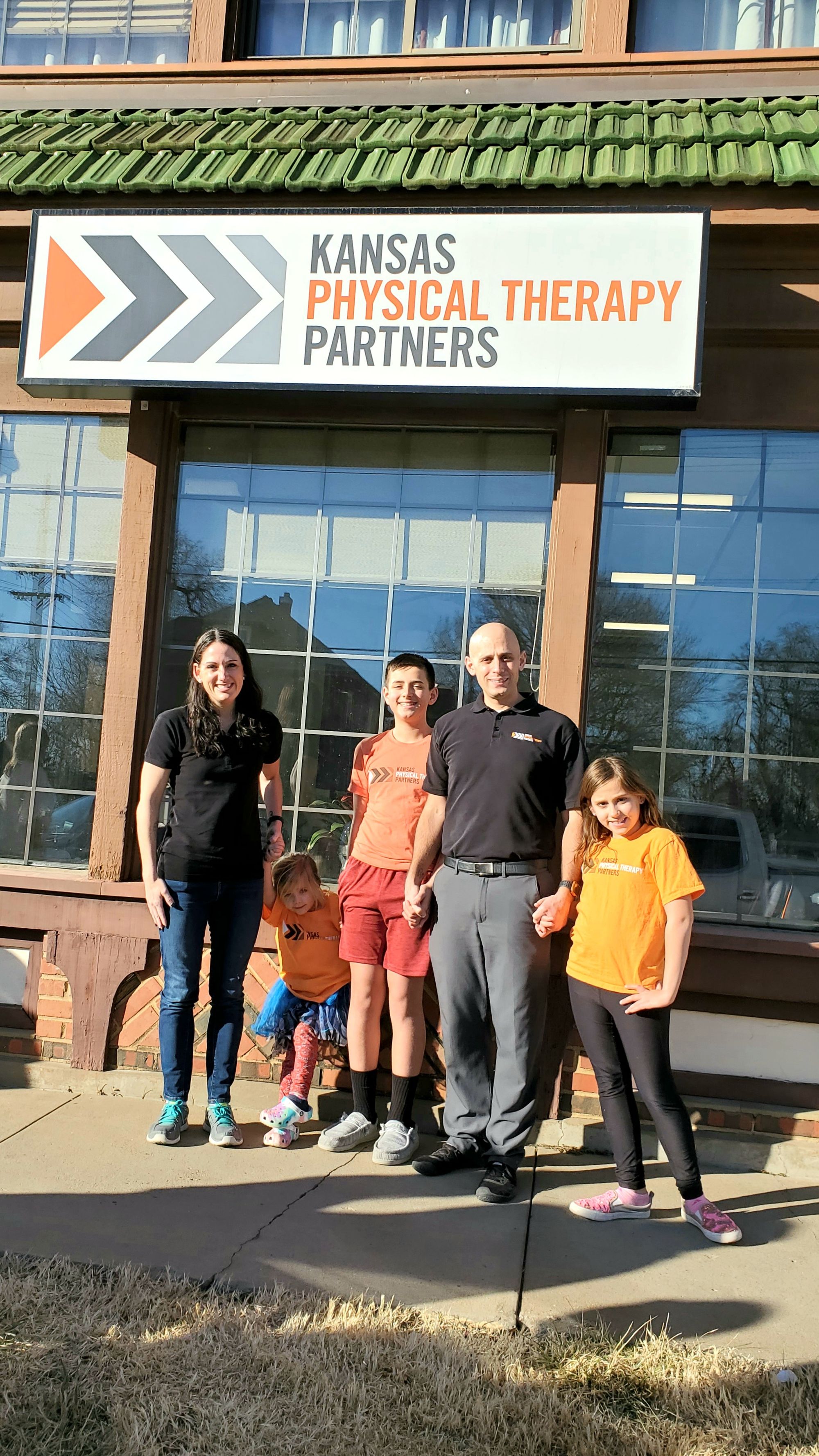 Kansas Physical Therapy Partners Ribbon Cutting