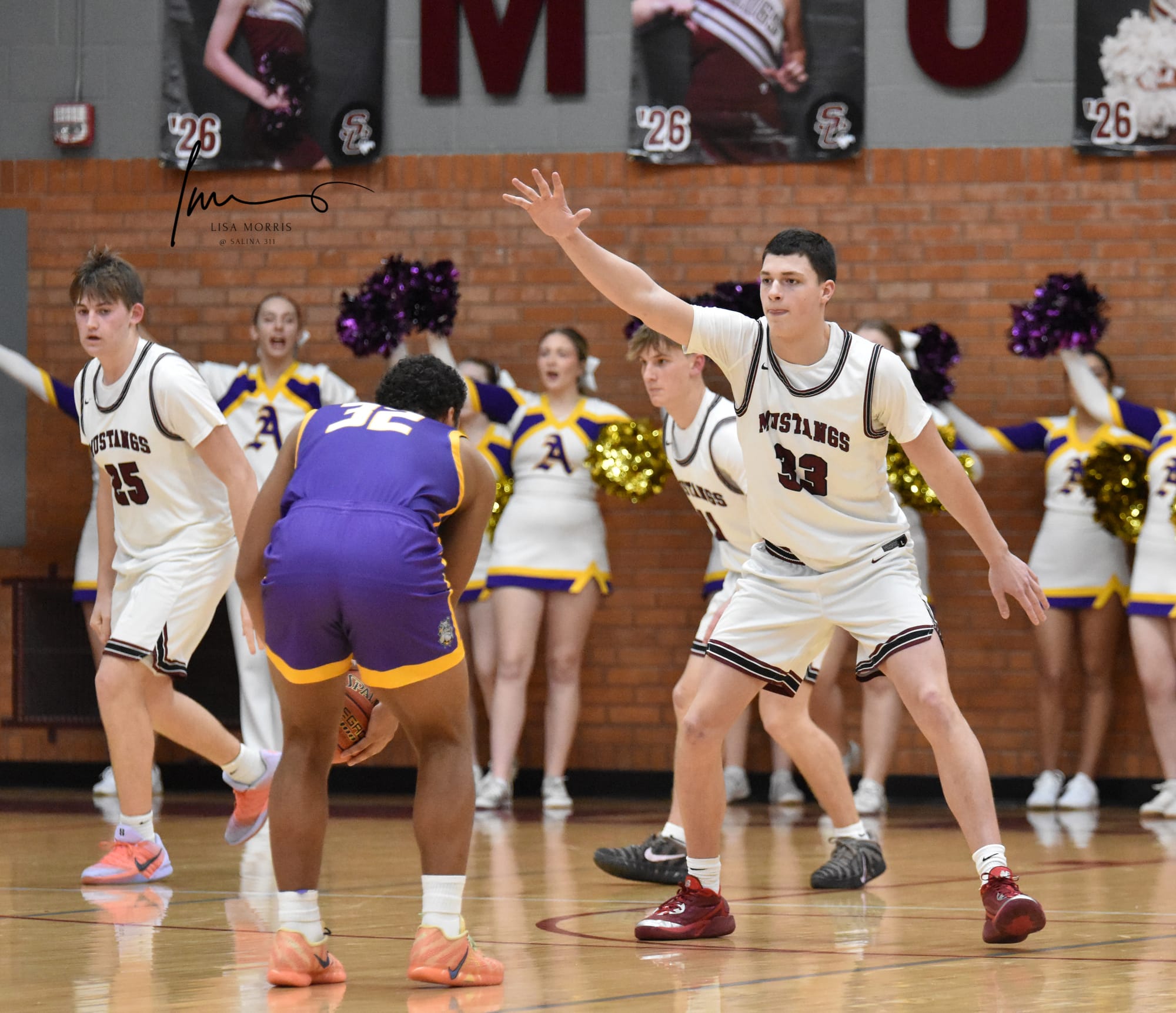 Mustangs Cruise Past Arkansas City (Photo Gallery)