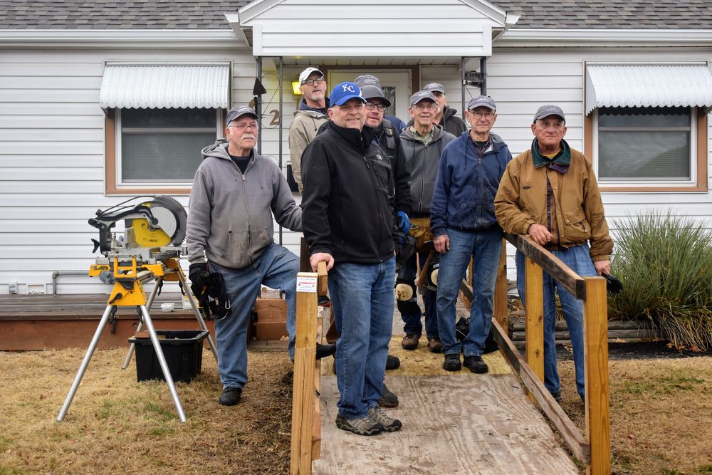 Ambucs Builds Ramp for Vietnam Vet