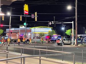 VIDEO: Wreck Closes Crawford & Ohio Intersection