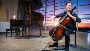 The Piano Guys Playing Stiefel