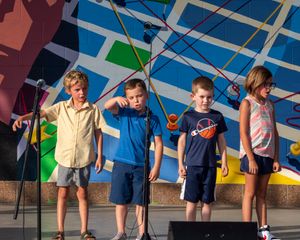 Joyful Noise Students Entertain Downtown Audience (Photo gallery)
