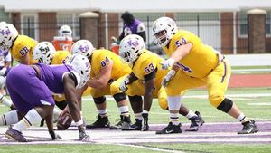 2022 KWU Football Season Preview - New Look Coyotes Ready to Start 2022 Season