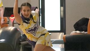KWU Women's Bowling Starts Season with Trio of Tournaments