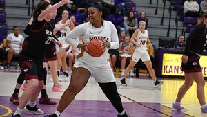 KWU Coyotes Fall 76-73 as Late Rally Falls Short at Columbia