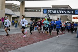 Fast Times & Lots of Fun at the Salina Crossroads Marathon