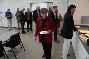 Governor Announces Expansion of Salina Pizza Manufacturer