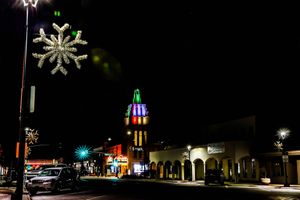 Downtown Salina begins to Decorate for the Holiday Season
