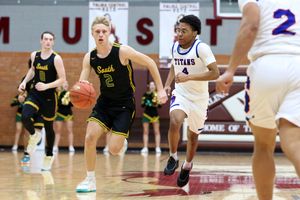 Wichita South Runs Past Salina South in SIT Tournament (Photo Gallery)