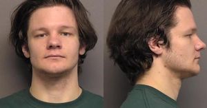 Man Arrested on Warrants Following Foot Chase in  Central Salina