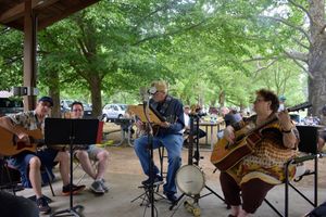 North Salina's 10th Annual Picnic at Thomas Park Delights Attendees with Perfect Weather, Enchanting Music, & Exciting Prizes