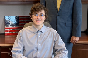 Salina native completes internship in State Treasurer’s Office