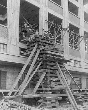 Salina's Economy Thrived on Milling in the Early 20th Century