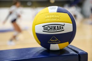 Sacred Heart Knights host Beloit Trojans - Volleyball (V & JV)