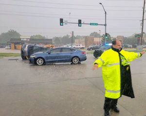 Minor Injuries in Weekend Rollover