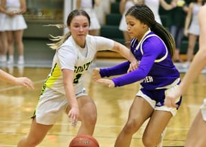 South Lady Cougars Take on the Lady Hornets, Lose 46-30 (Photo Gallery)
