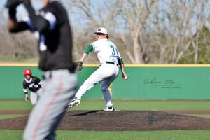 Eagles Sweep Cougars 3-0, 10-5 (Photo Gallery)