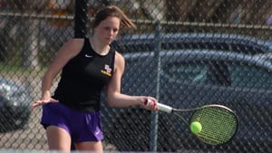 KWU Women’s Tennis Wraps Up Season With 6-1 Loss To Ottawa