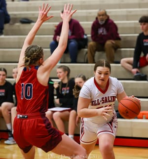 Ell-Saline Lady Cardinals vs Wichita Classical Saints