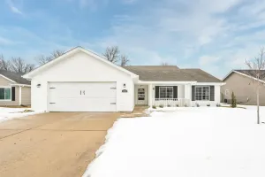 Home of the Day: Turnkey Property with Modern Upgrades – 1614 E Republic Ave, Salina, KS 67401 – $259,900