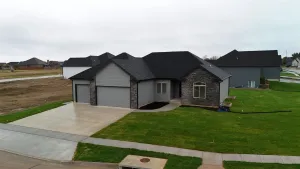 Home of the Day: Stunning Home in Magnolia Hills Estates – Open Floor Plan and Modern Design