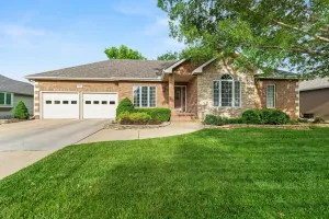 Immaculate 5-Bed, 3-Bath East Salina Home with Over 3,500 Sq Ft – $400,000