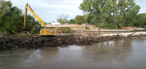 Time-Lapse Captures a Day of Logjam Removal on the Smoky Hill River